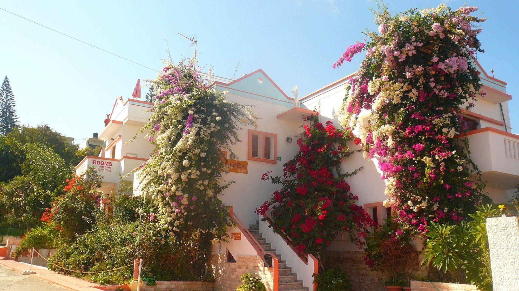 Villa Elizea Stalos Exterior photo