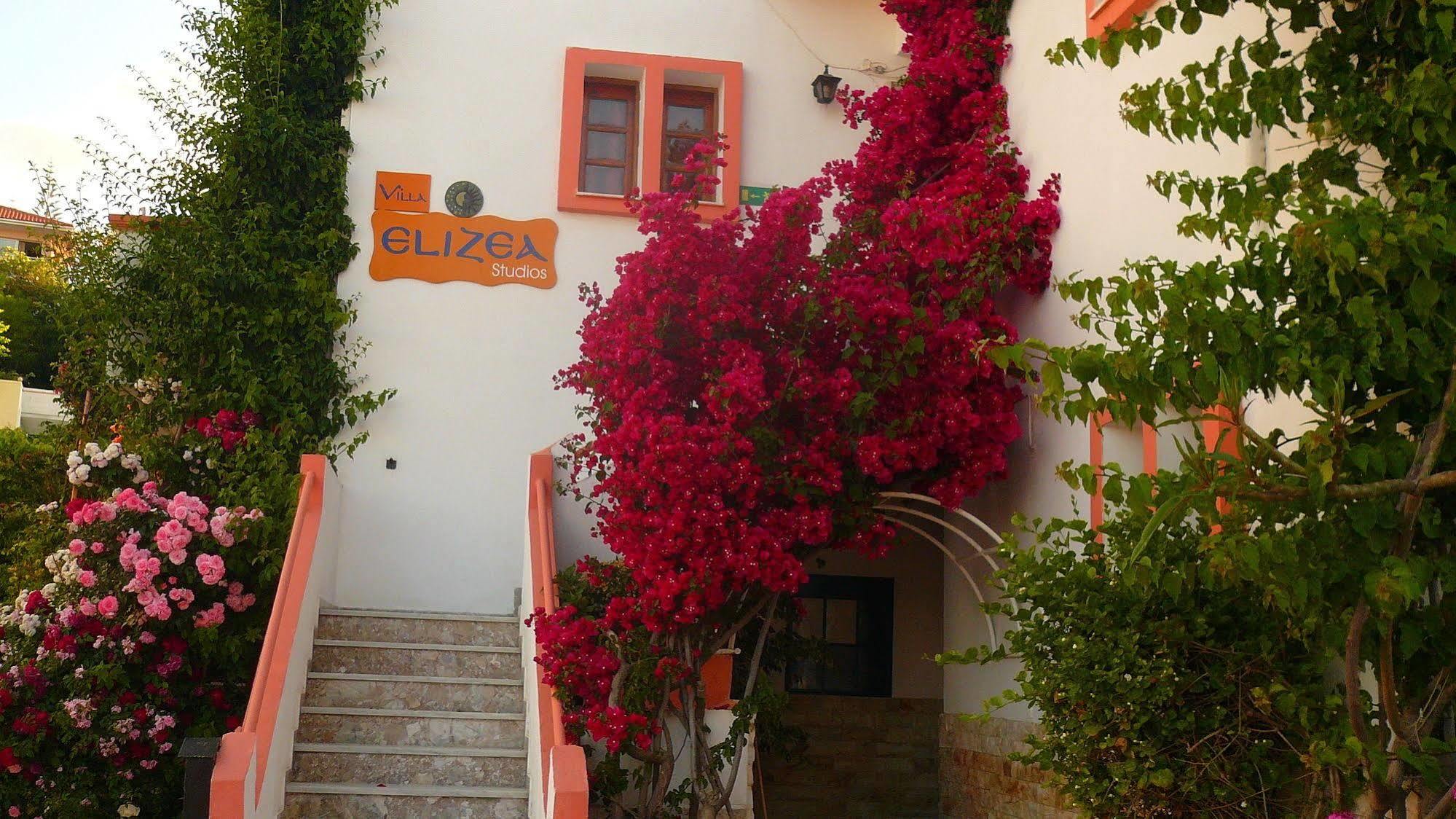 Villa Elizea Stalos Exterior photo